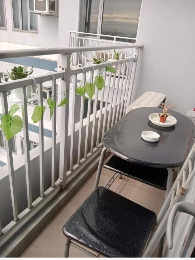 Myrvin At Grass Residences, Qc Манила Экстерьер фото